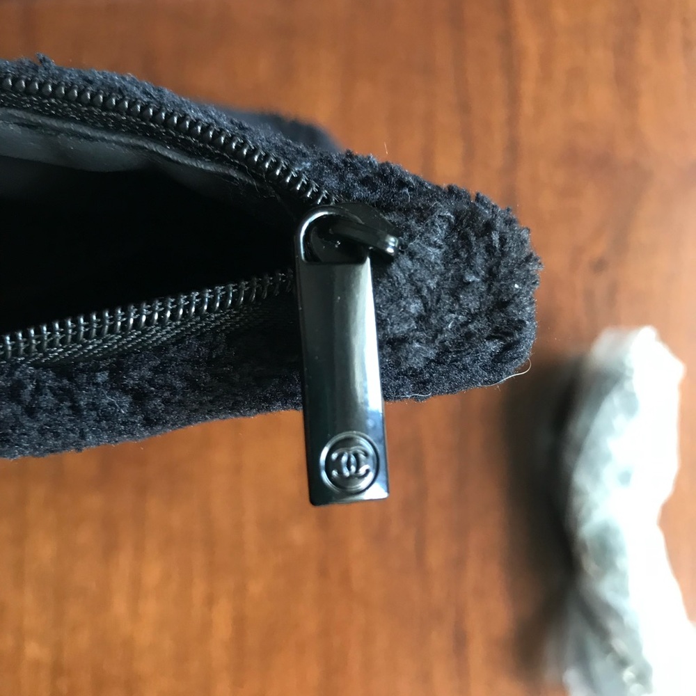 Makeup Clutch Crossbody Bag with Chain Strap NEW - Picture 4 of 8